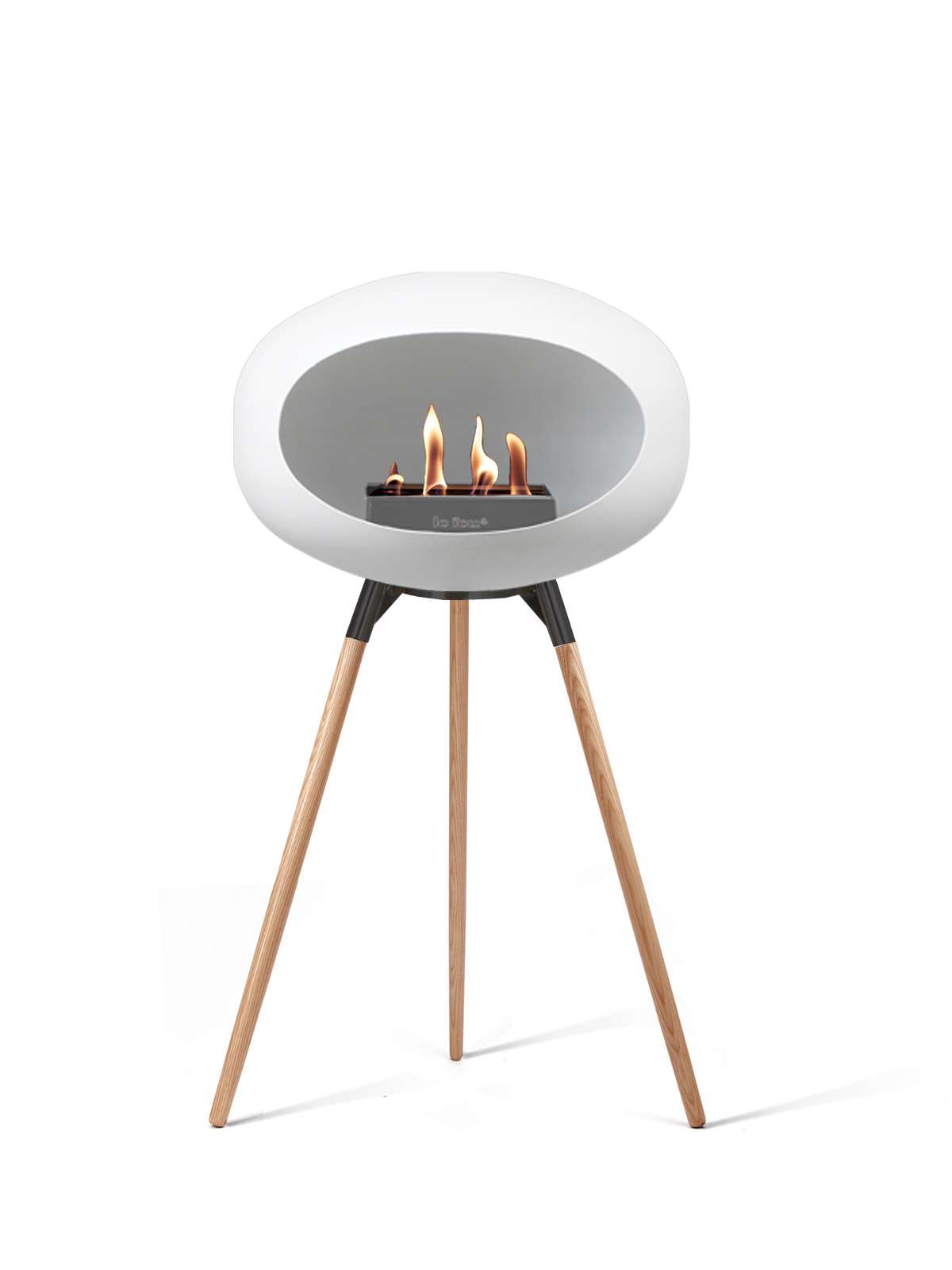 Le Feu - Dome Ground High - White + Black + Soaptreated Oak + Steel - Skandi London