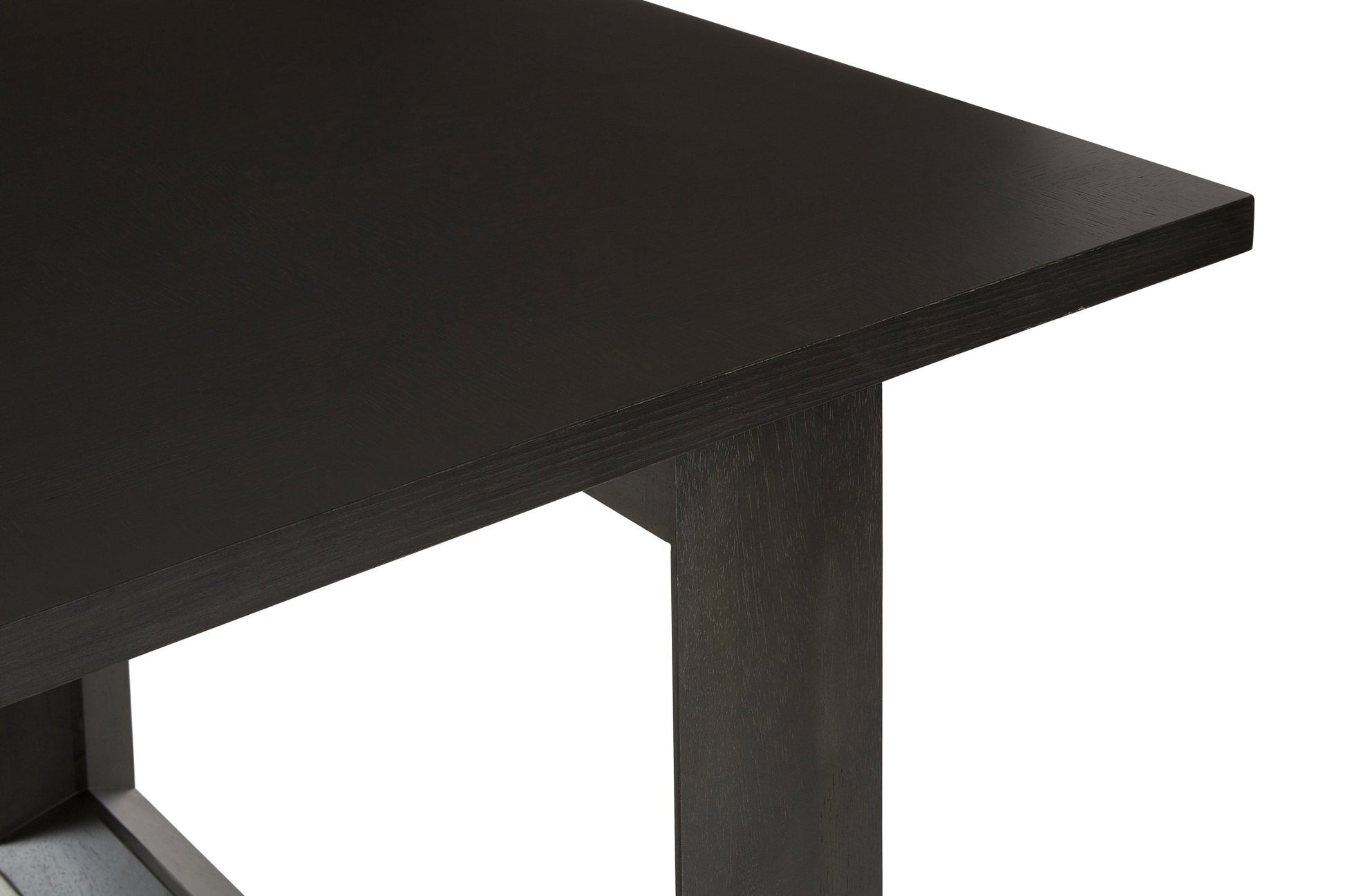 Dagmar Dining Table in oak veneer - Skandi London