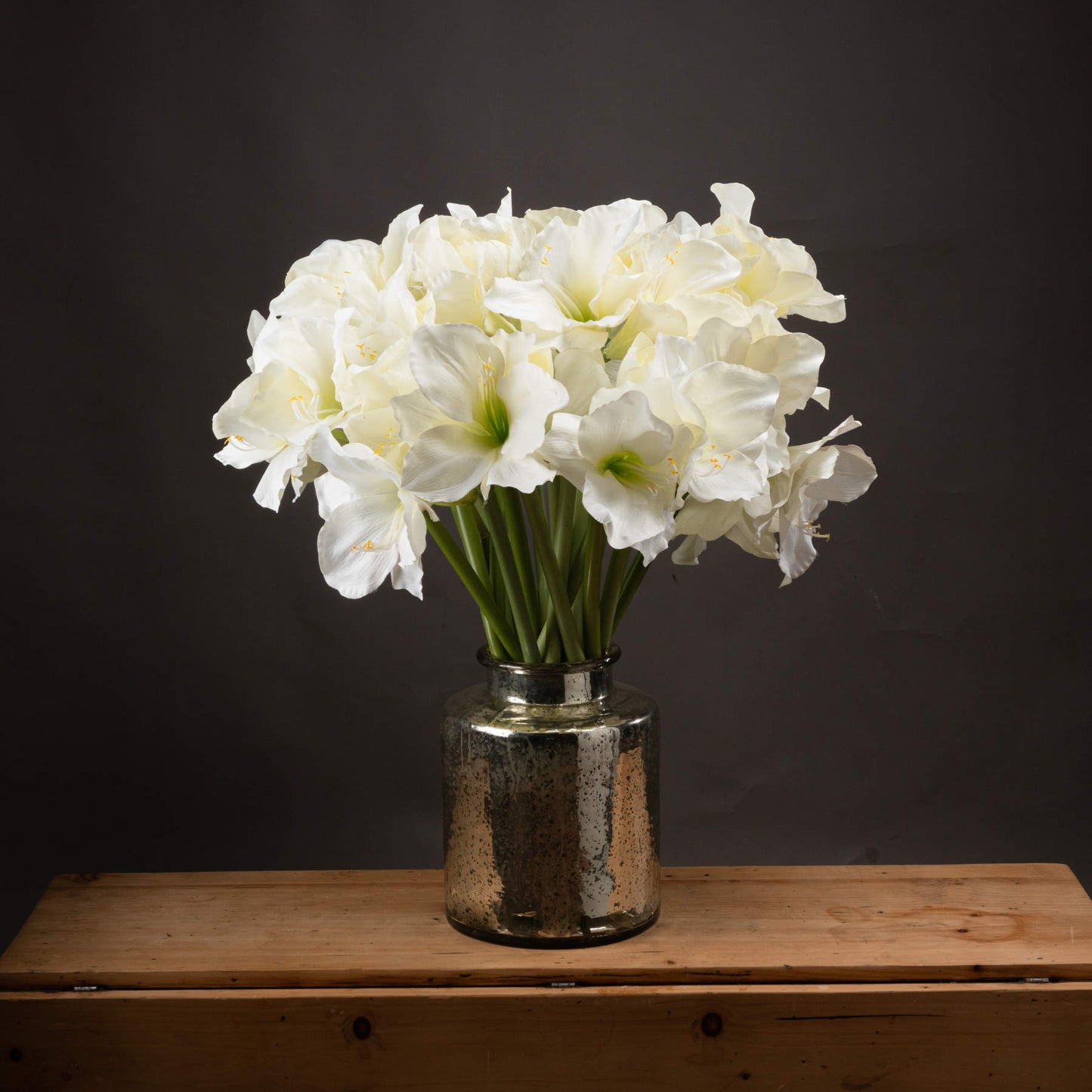 Skandi London Classic White Amaryllis Flower - Skandi London