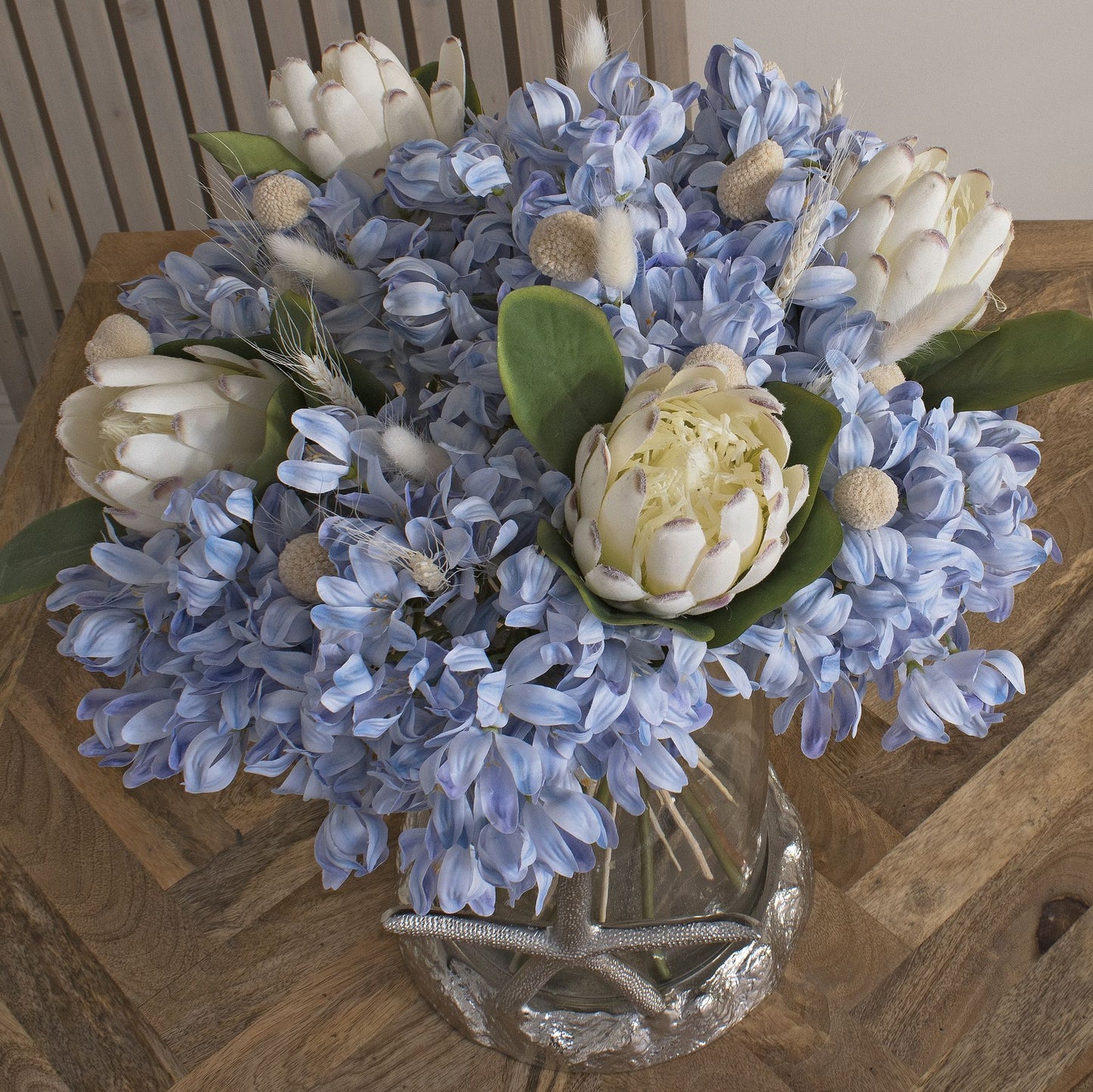 Skandi London Closed White Protea - Skandi London