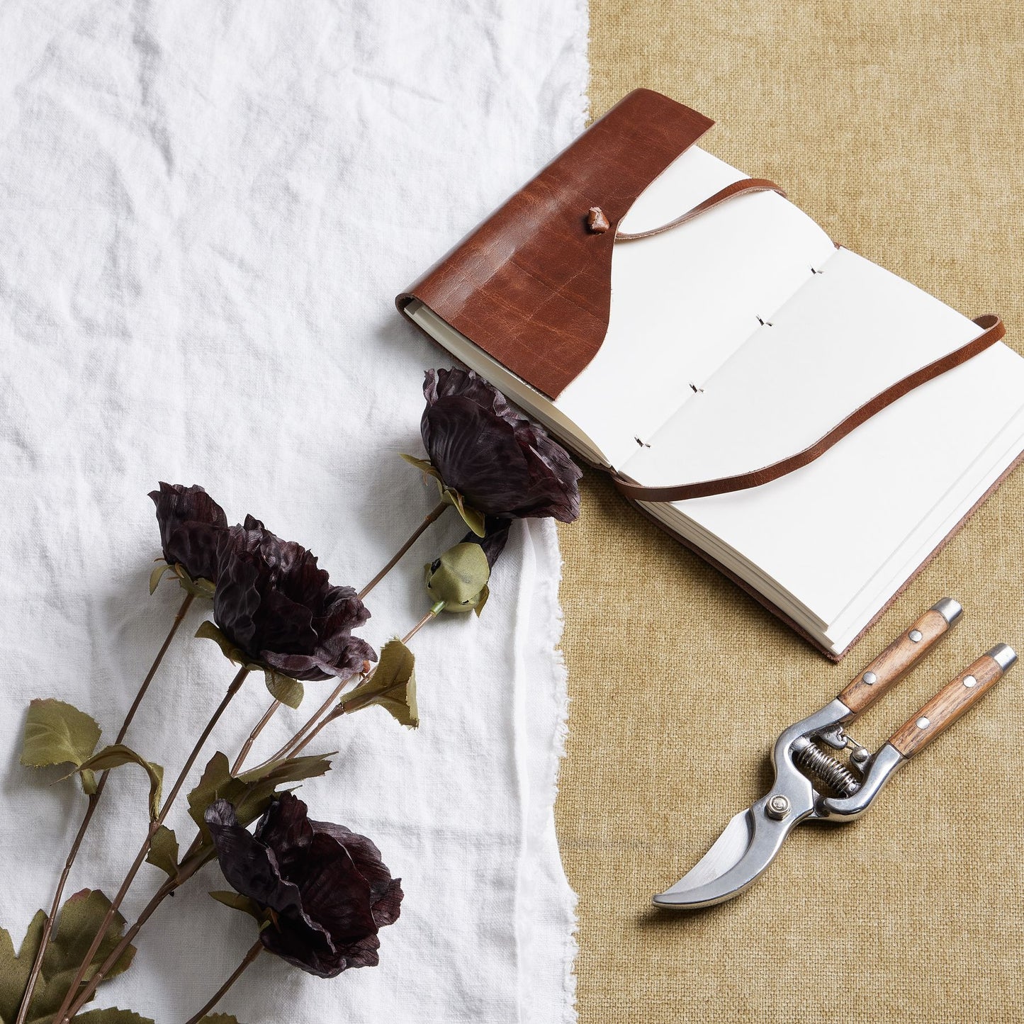 Skandi London Tall Black Poppy Stem - Skandi London