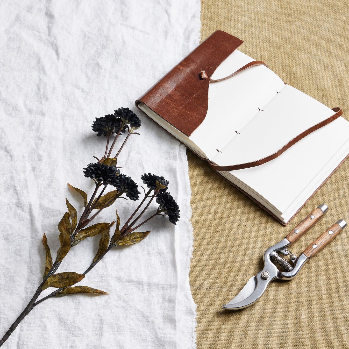 Skandi London Black Chrysanthemum - Skandi London