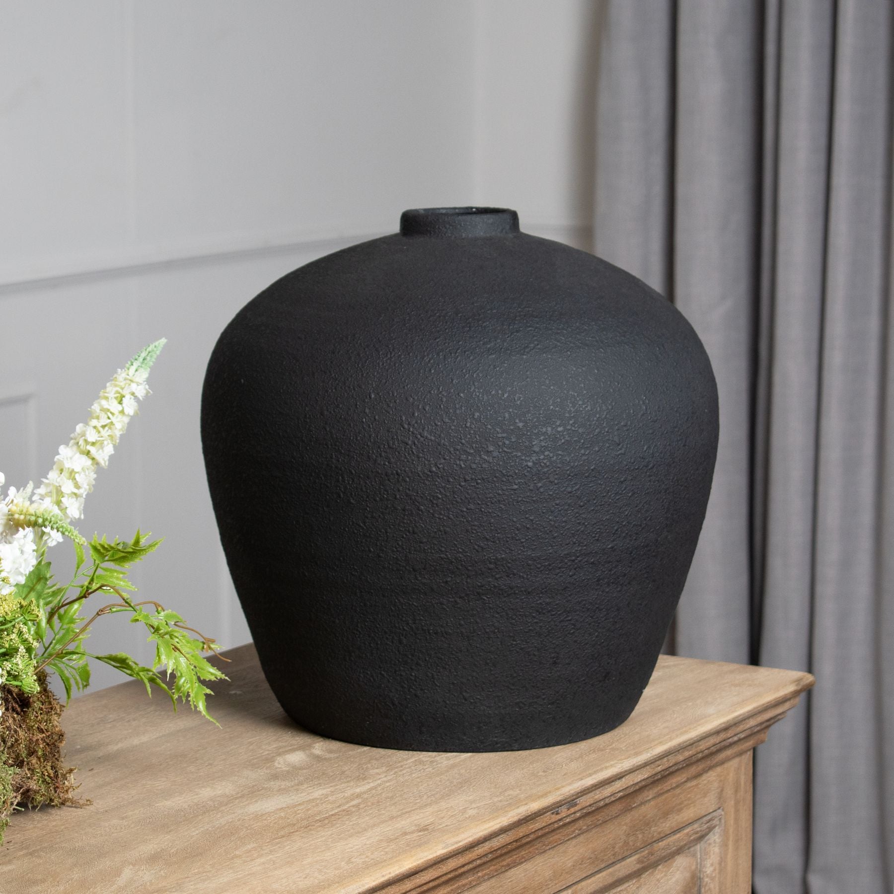 Skandi London Matt Black Astral Vase - Skandi London