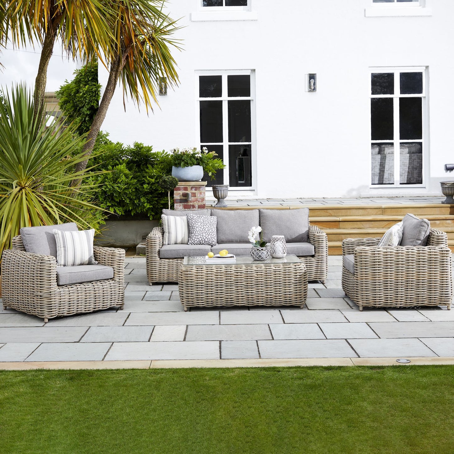 Amalfi Collection Outdoor Five Seater Set - Skandi London