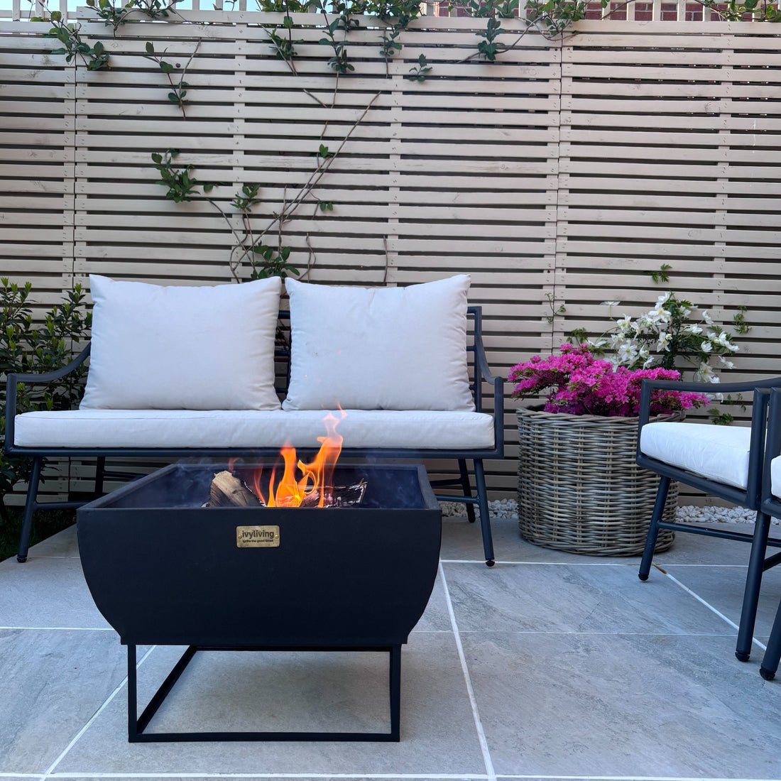 Outdoor Vigga Fire Pit Black Iron - Skandi London