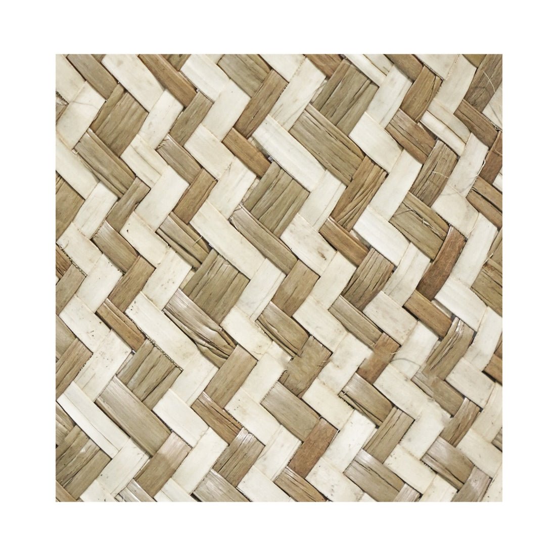 Valde Seagrass Herringbone White Lined Basket Medium - Skandi London