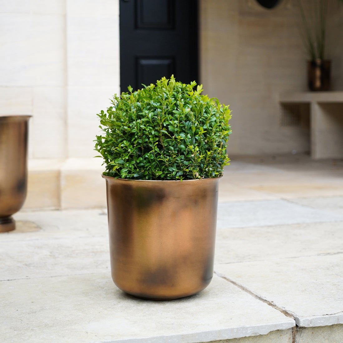 Outdoor Ulrica Copper Metal Planter - Large - Skandi London