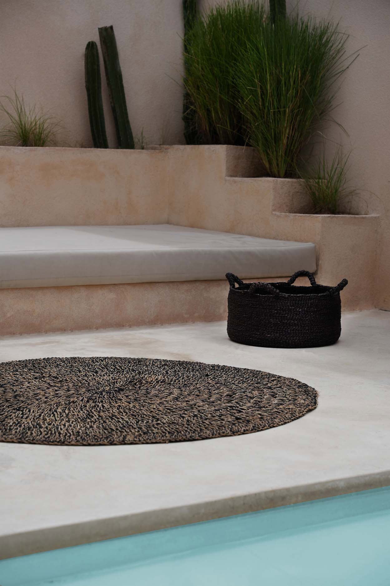 The Seagrass Carpet - Natural Black - 200CM