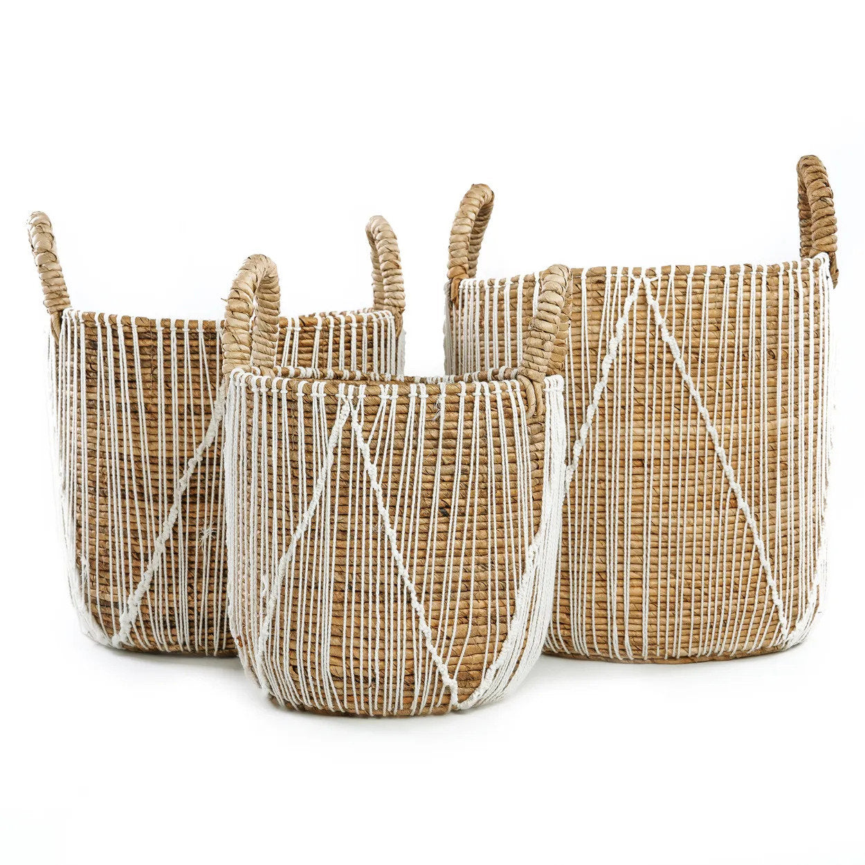 The Straight Stitched Macrame Basket - Small