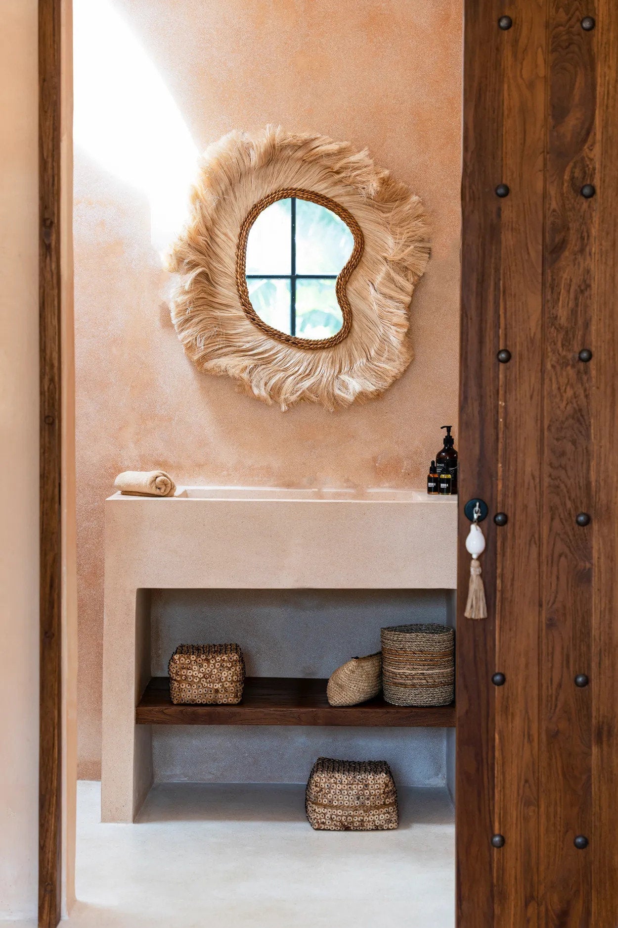 The La Principessa Mirror - Natural - Large