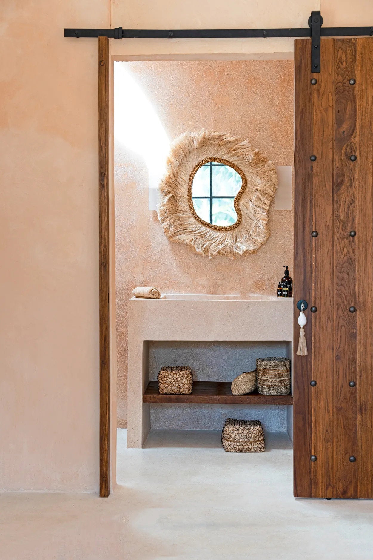 The La Principessa Mirror - Natural - Large