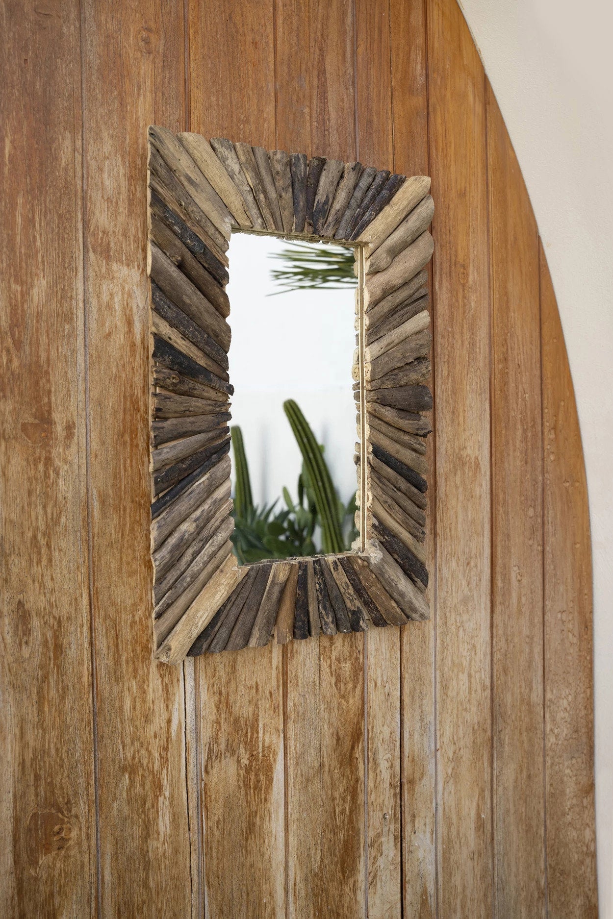 The Driftwood Framed Mirror - Natural - Medium