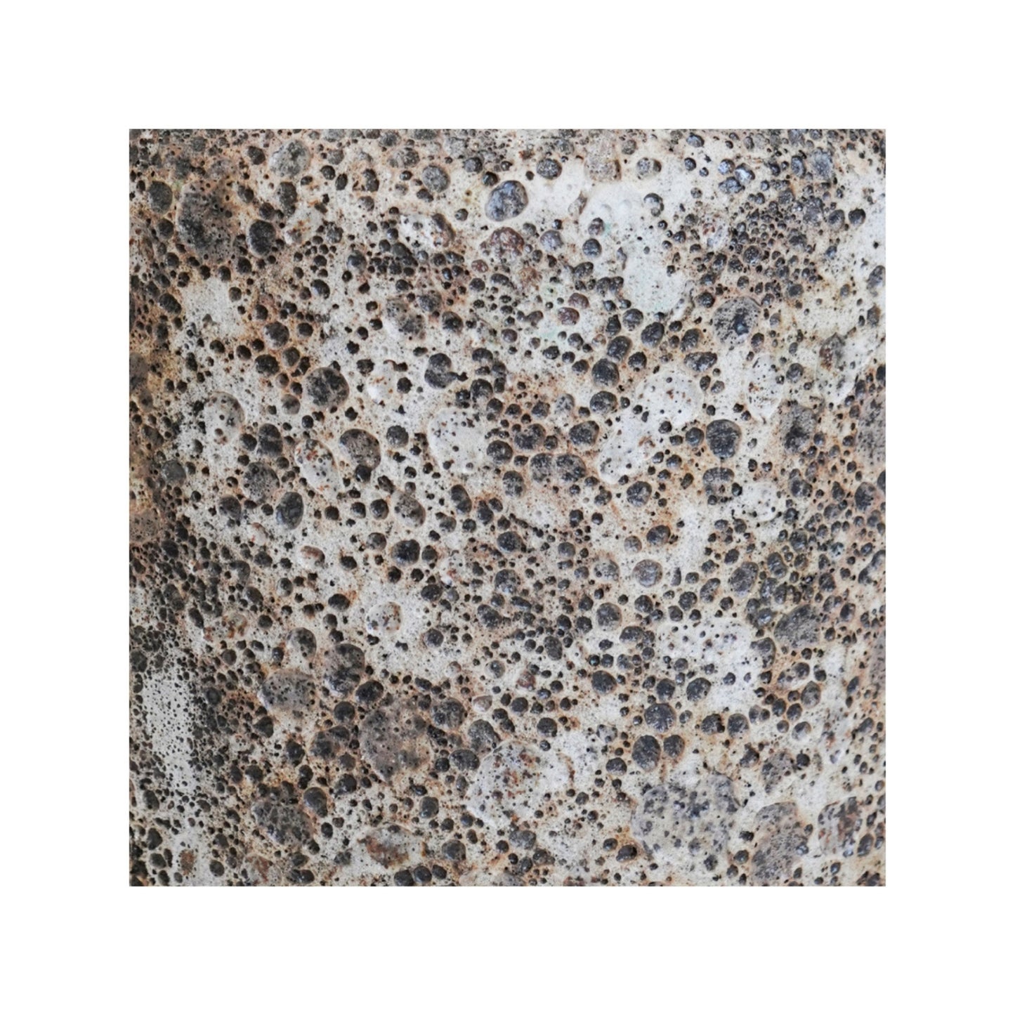Skandi London Volcanic Planter - Medium - Skandi London