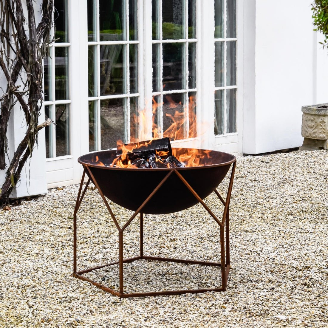 Outdoor Wolde Fire Pit Rust - Skandi London