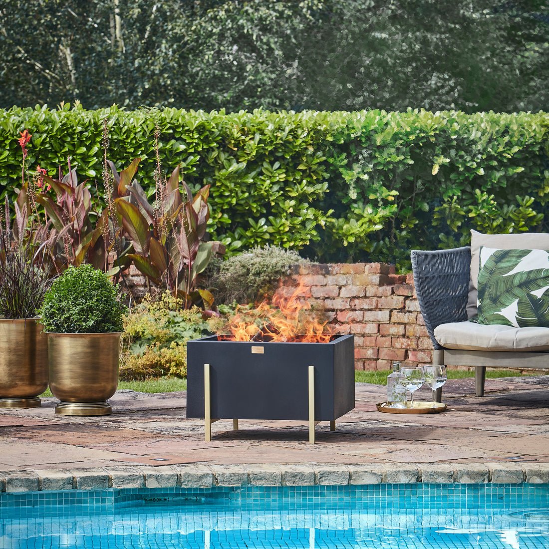 Outdoor Verner Fire Pit in Matt Black/Antique Gold - Skandi London