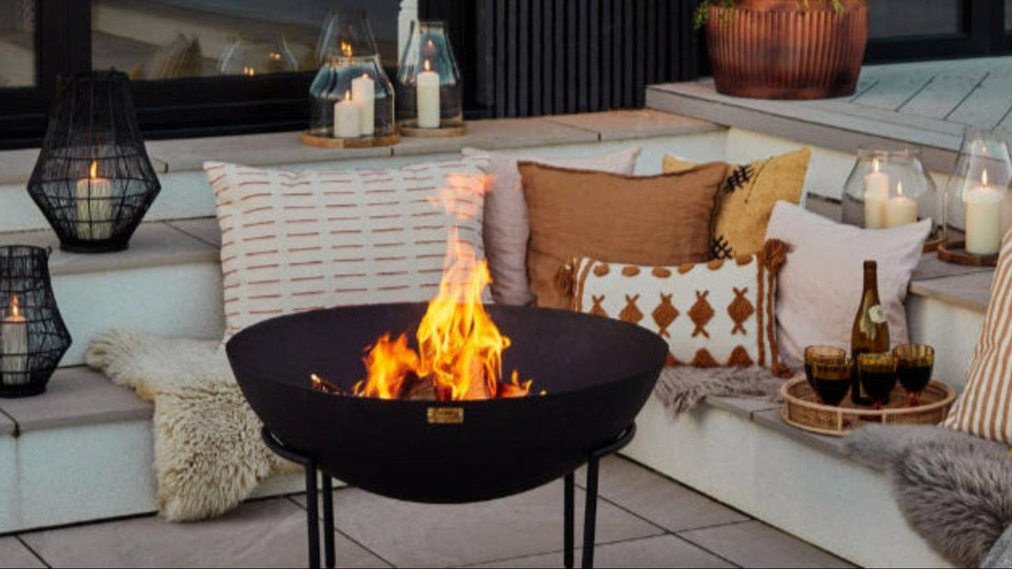 Outdoor Valentin Cast Iron Fire Pit on Stand in Black Iron - Large - Skandi London