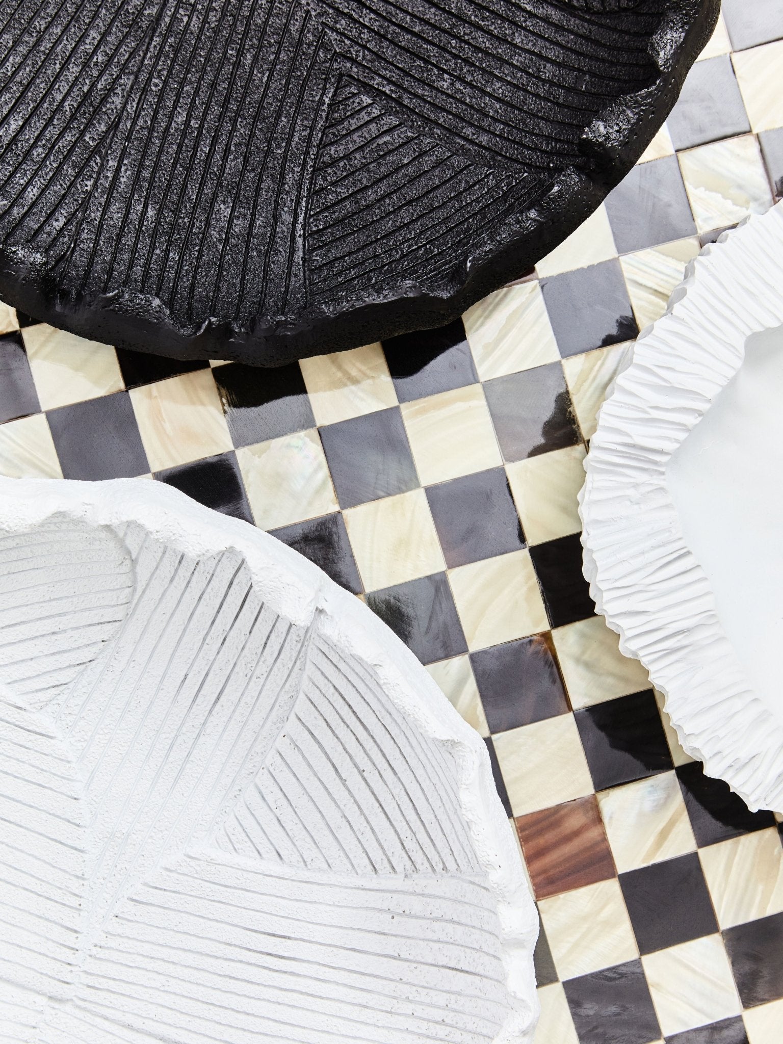 Bo Black Flat Bowl - Skandi London