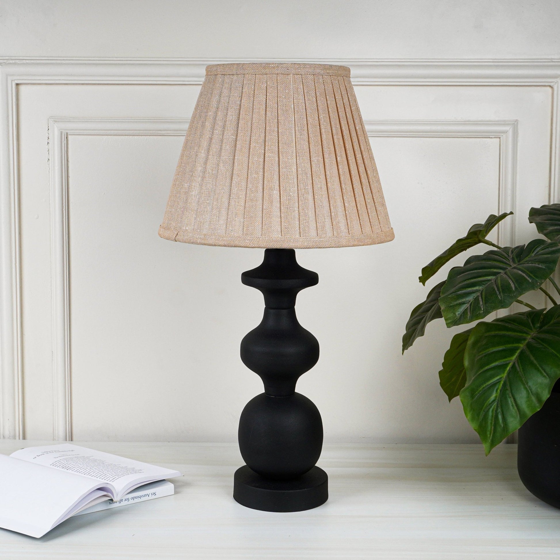 Farringdon Black Metal Table Lamp - Skandi London