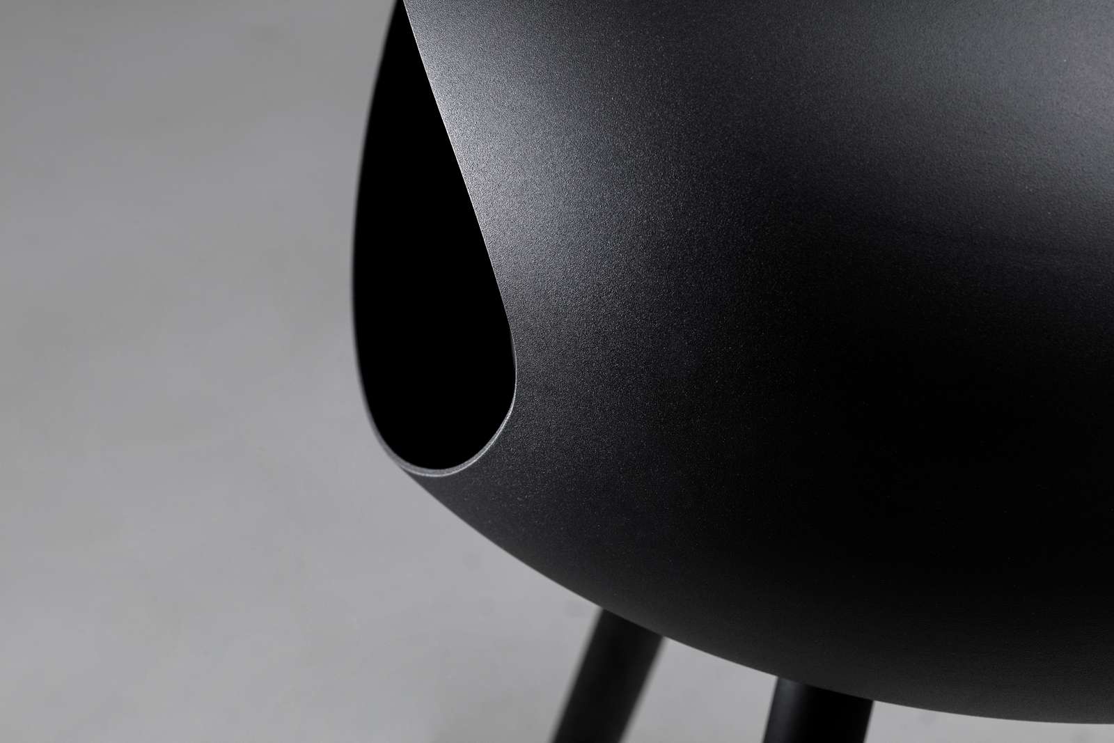 Le Feu - Dome Ground Low - Black + Steel + Soaptreated Oak + Steel - Skandi London
