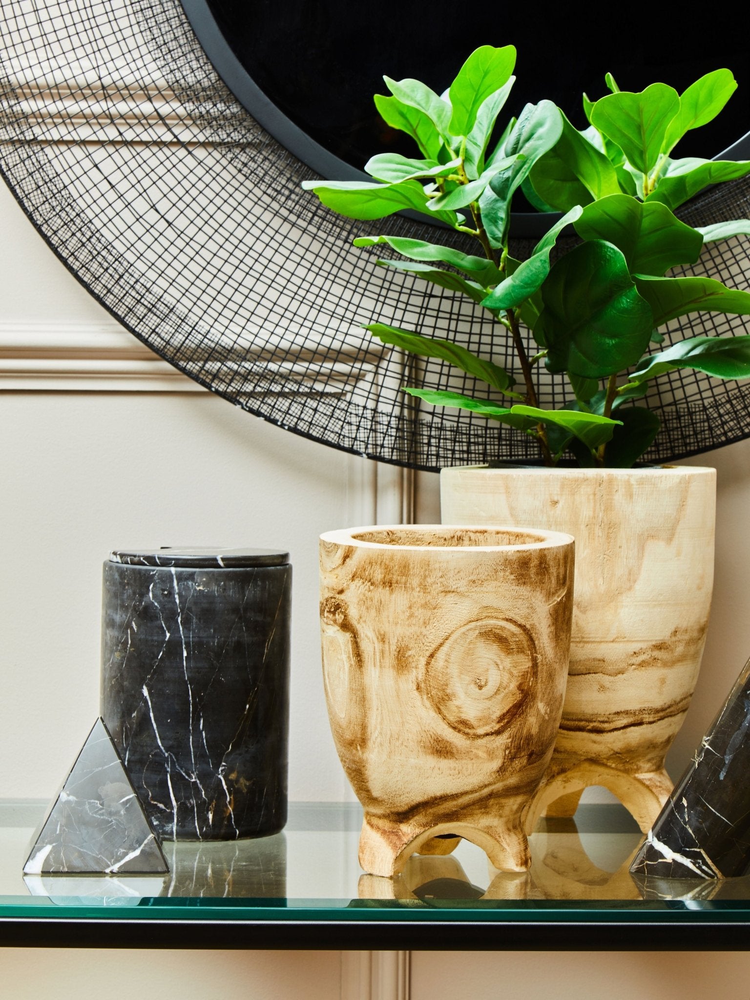 Vida Marble Pyramid Ornament - Skandi London
