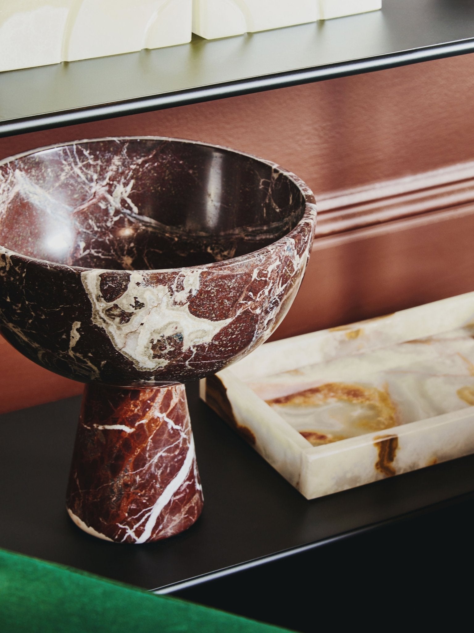 Vida Large Red Marble Pedestal Bowl - Skandi London