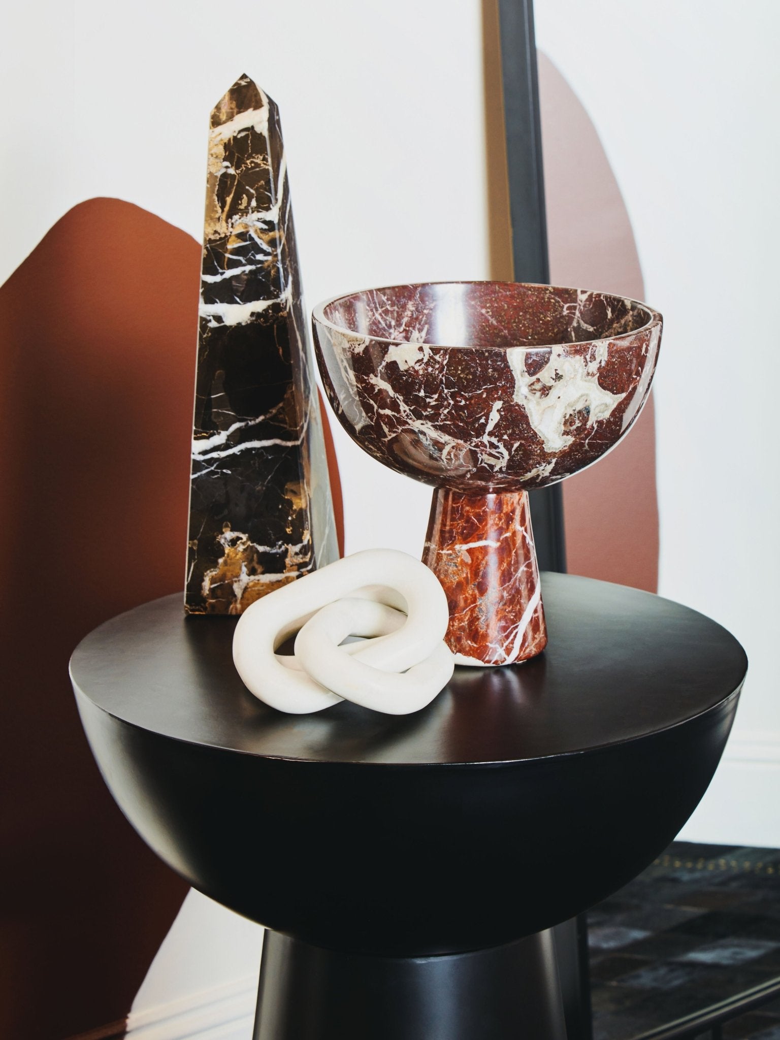 Vida Large Red Marble Pedestal Bowl - Skandi London
