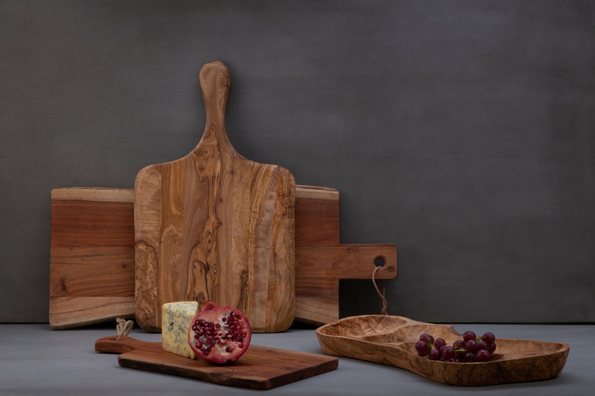 Heidrun Olive Wood Fruit Tray - Skandi London