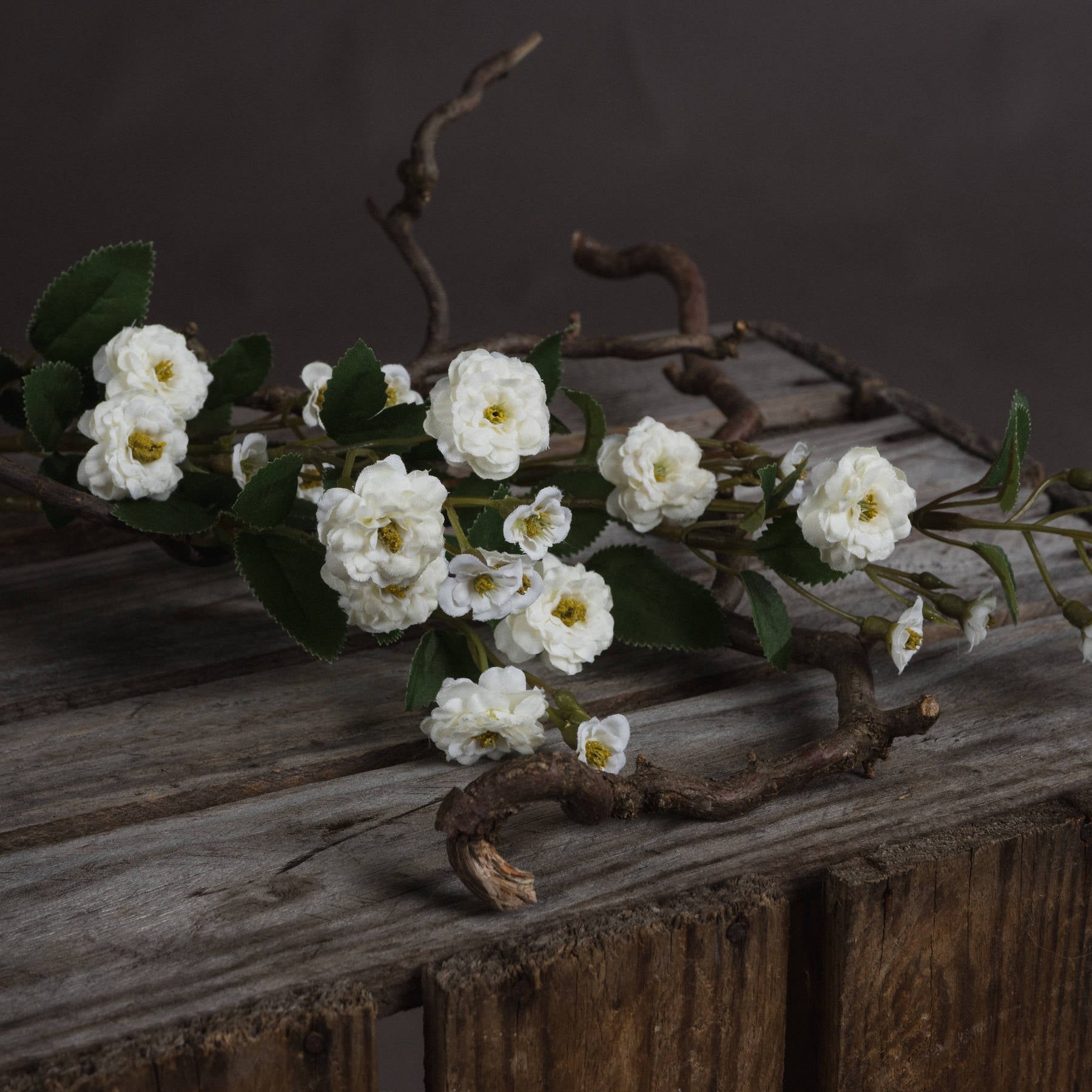 Skandi London White Wild Meadow Rose - Skandi London