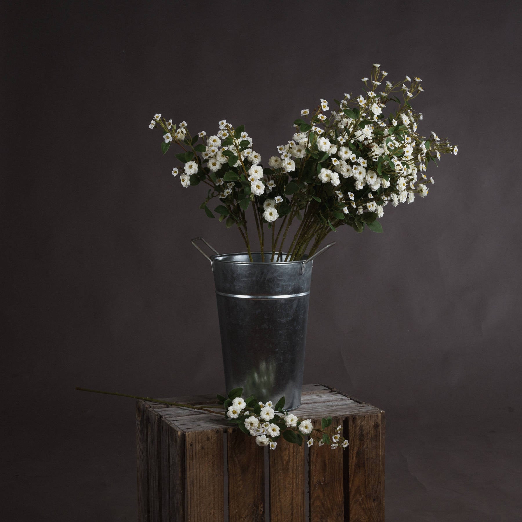 Skandi London White Wild Meadow Rose - Skandi London