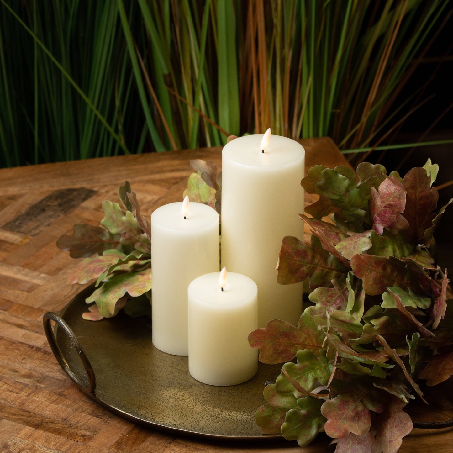 Luksus Collection Natural Glow 3 x 4 LED Cream Candle - Skandi London