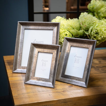 Hvols Matt Silver 4X6 Frame - Skandi London