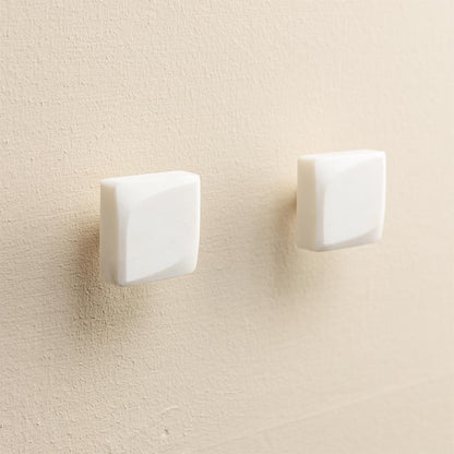 Xaria White Stone Drawer Knobs