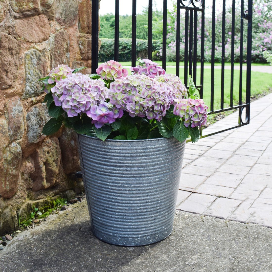 Wolter Galvanised Planter - Large - Skandi London