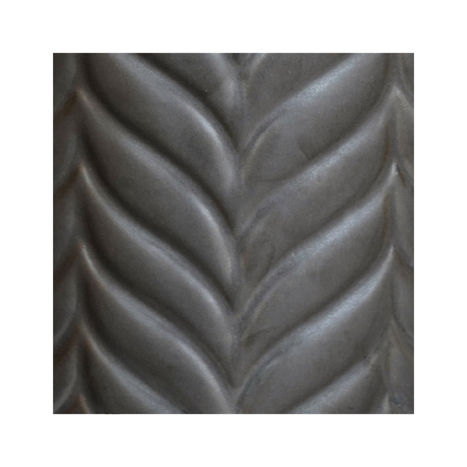 Andebu Chevron Pewter Planter Medium - Medium - Skandi London