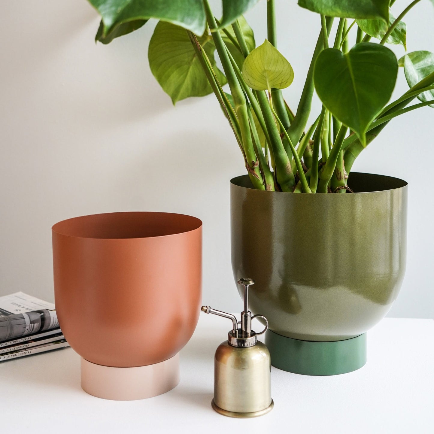 Austin Dual Rubarb Metal Planters Set of 2 - Skandi London