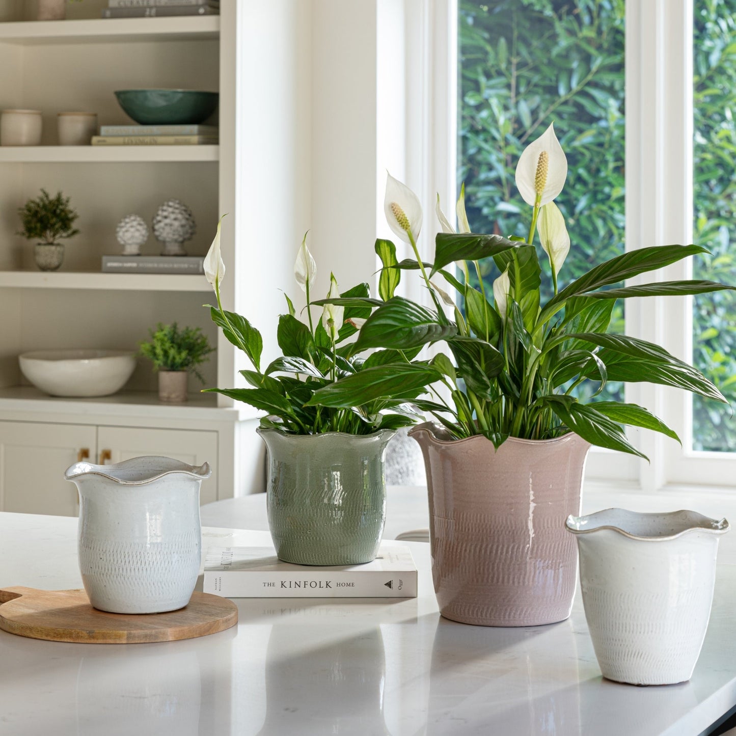 Camellia Sage Scalloped Edge Planter H25cm D26cm - Skandi London