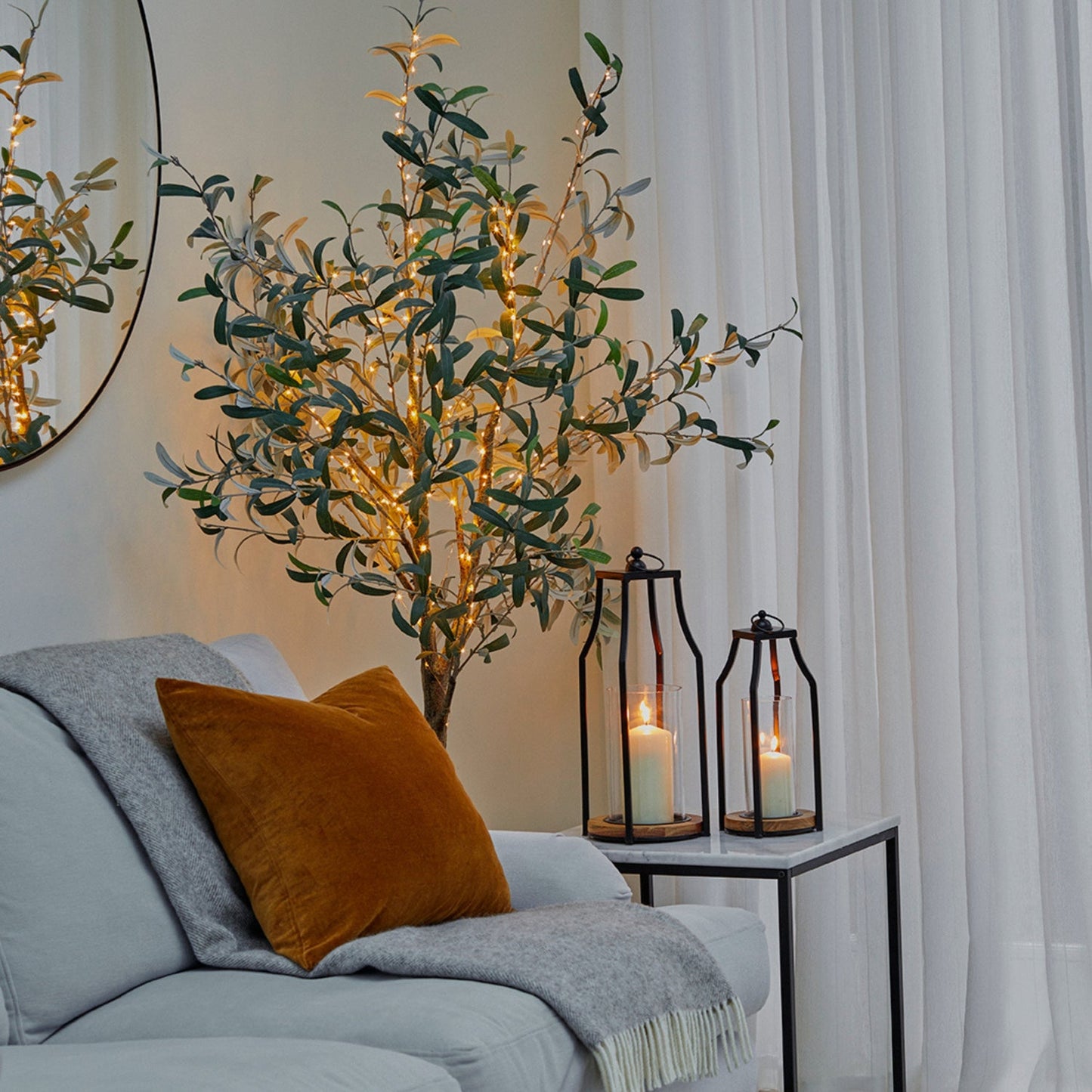 Grimstad Circular Base Lantern in Acacia Wood/Black Large - Large - Skandi London