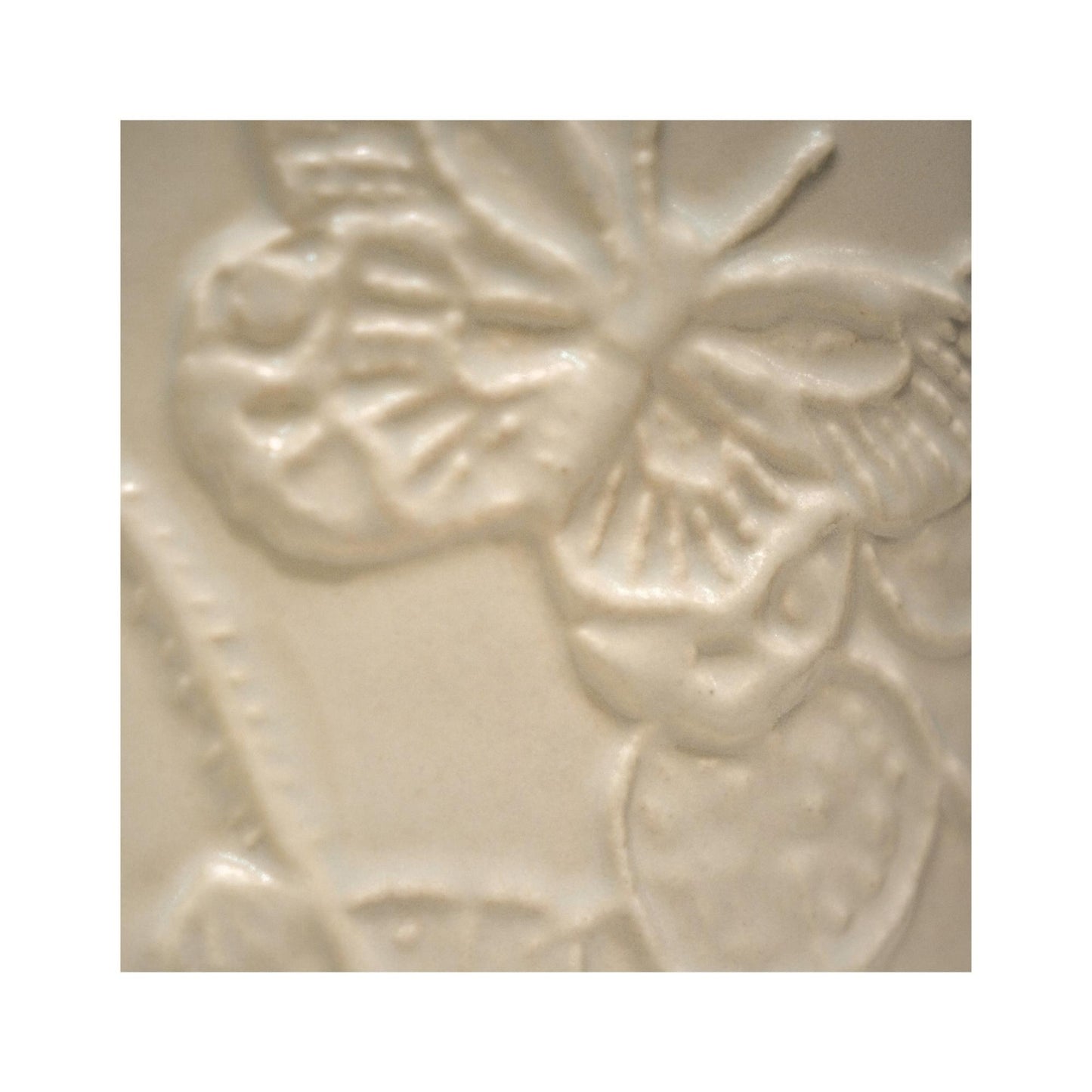 Skandi London Verdant Planter in Soft Ivory - Medium - Skandi London