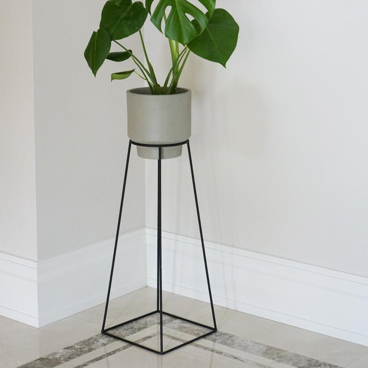 Minimo plant stand in black H60Cm D26cm - Skandi London