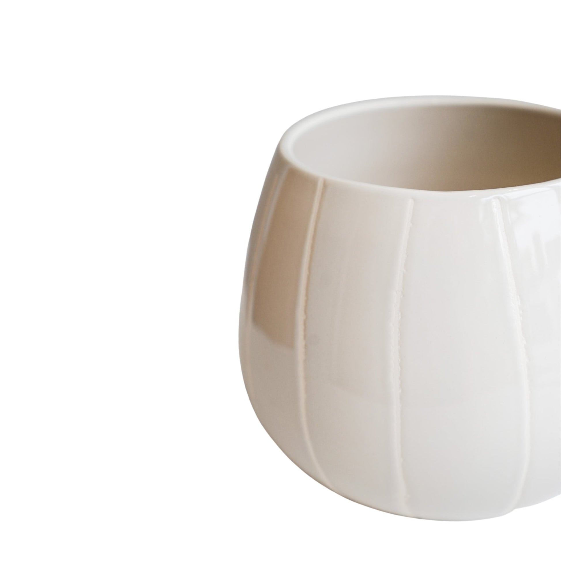 Nova Wax Relief Cream Planter H18cm D23cm - Skandi London