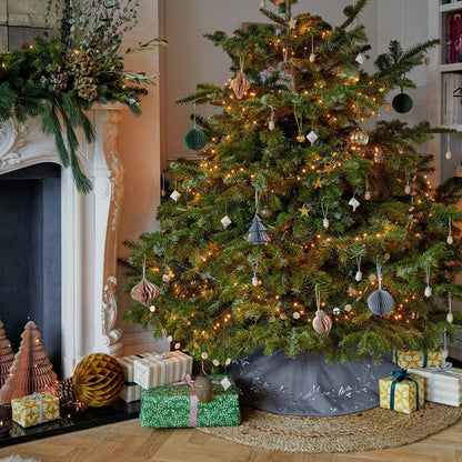 Helgeland Slate Velvet Mistletoe Tree Skirt - Skandi London