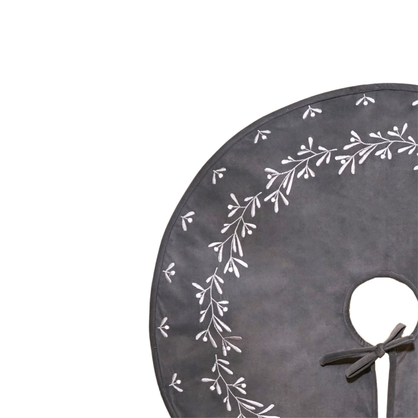 Helgeland Slate Velvet Mistletoe Tree Skirt - Skandi London